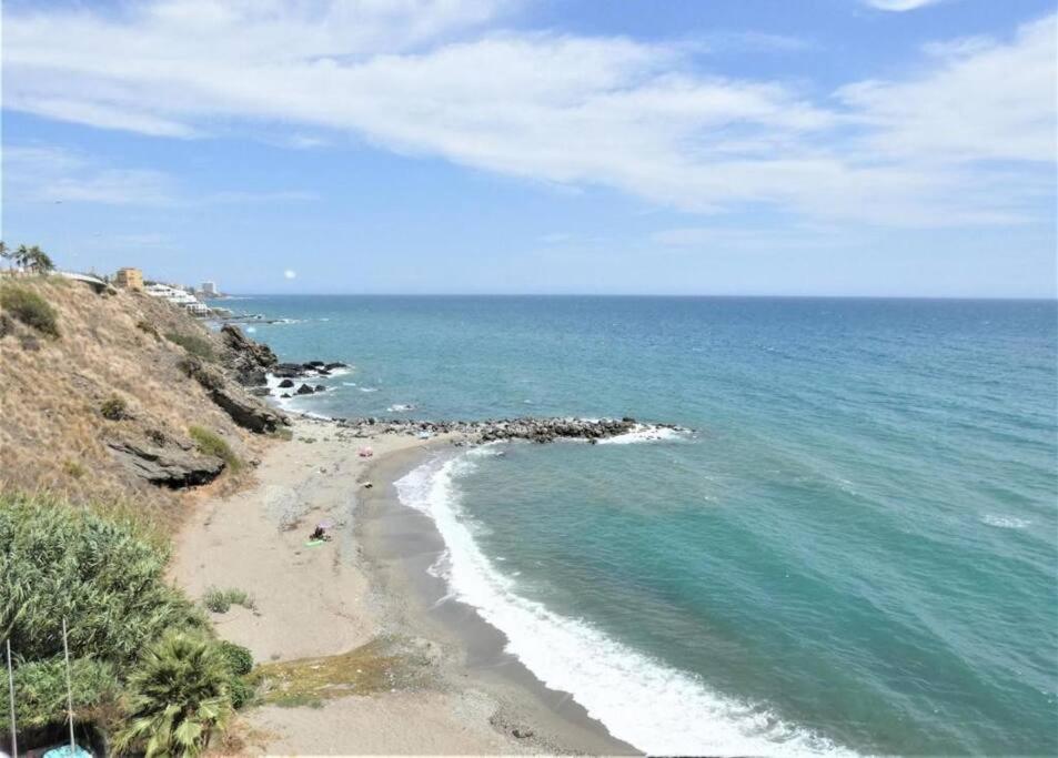 Apartment Stylish Seaside 3 Bed With Terrace + Sea View Benalmadena