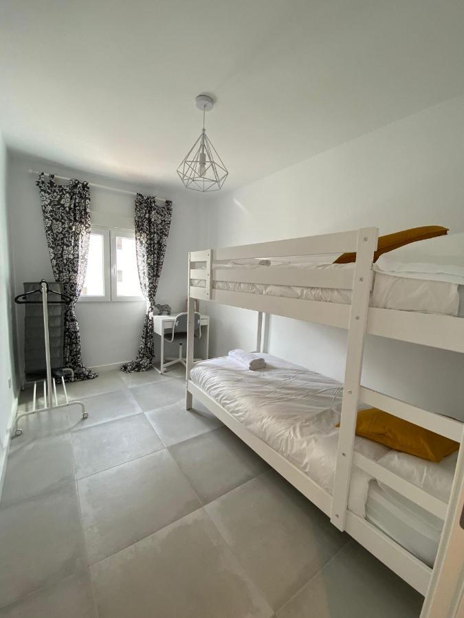 Stylish Seaside 3 Bed With Terrace + Sea View Benalmadena