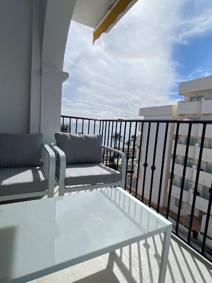 Lejlighed Stylish Seaside 3 Bed With Terrace + Sea View Benalmádena